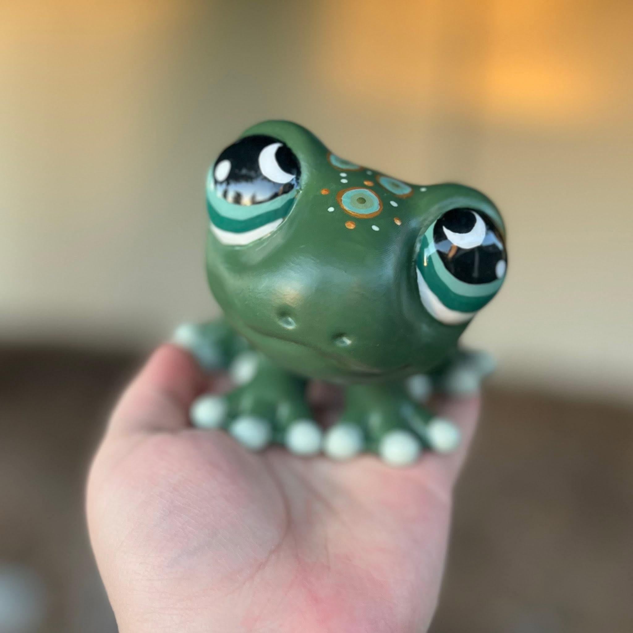 Hand-Painted Jumbo Keepsake Pet- Frog